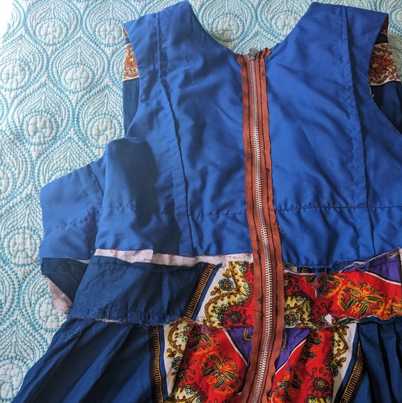 Vintage 70s vibrant print maxi dress - Picture 10 of 14